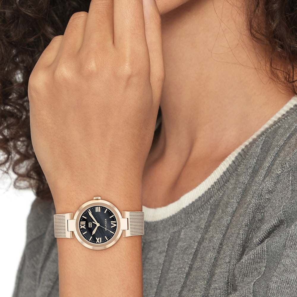 Tommy Hilfiger Quartz Analog Mother Of Pearl dial Stainless Steel Strap Watch for Women