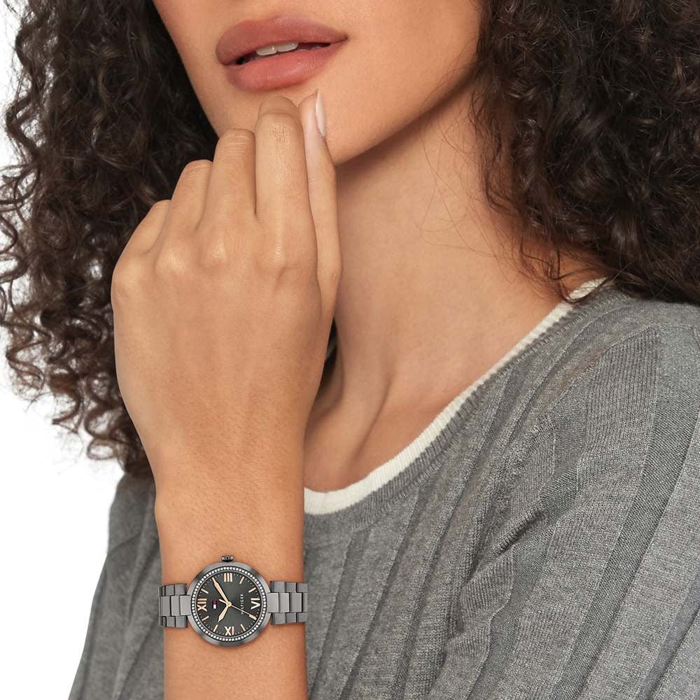 Tommy Hilfiger Quartz Analog Grey dial Stainless Steel Strap Watch for Women