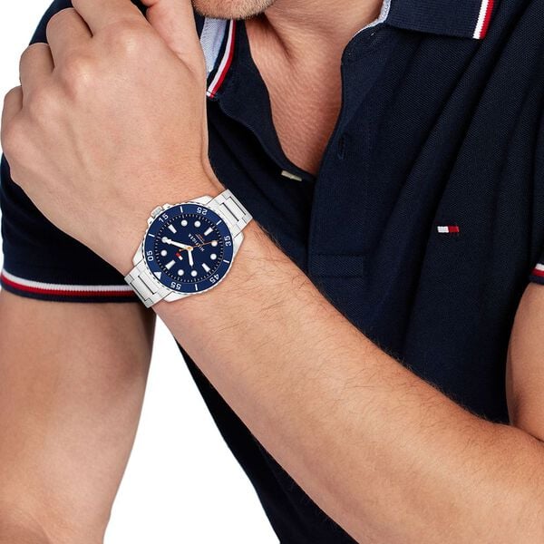 Tommy Hilfiger Quartz Analog Blue Dial Silver Stainless Steel Strap Watch For Men